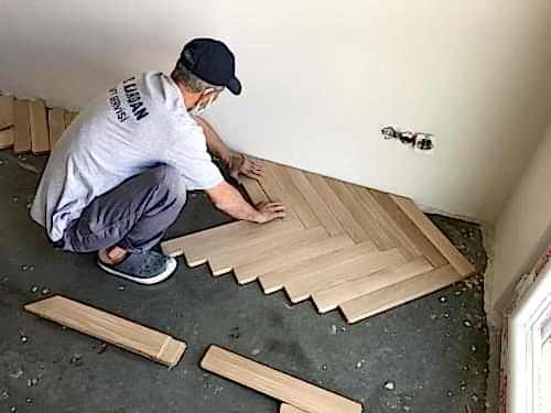 Oak-Massive-Herringbone-Baliksirti (1) (1)